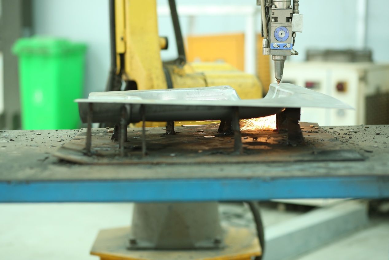 डेबाब्रदर स्वचालित फीडिंग सिस्टम कुशल और सटीक संदेश प्राप्त कर रहा है